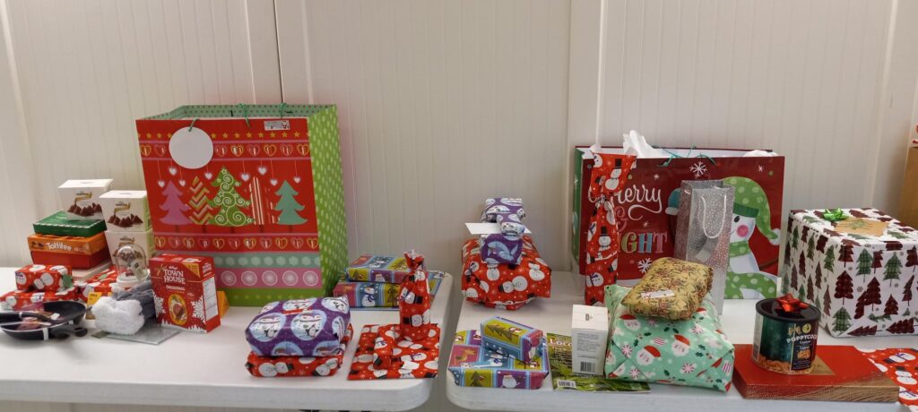 Sea to Sky CRN - Pemberton Seniors Breakfast and Gifts Project 2024 (5)